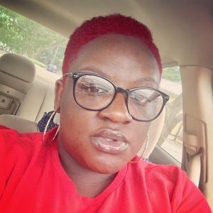 Meet your Posher, Keshia